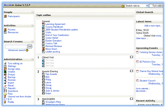 Moodle in English: Databases: Database model